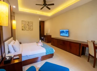 Garden DDR DSC2372 HDR com